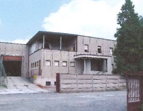 capannone in vendita a San Vittore Olona