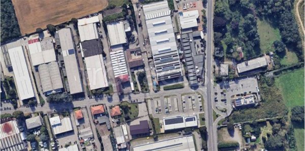 capannone in vendita a San Vittore Olona