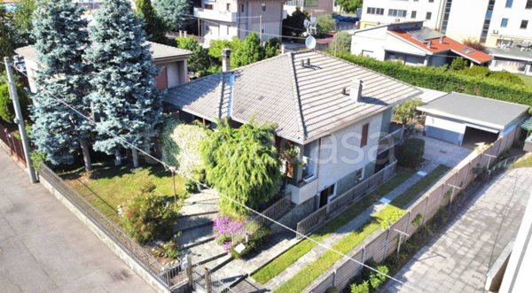 casa indipendente in vendita a San Vittore Olona