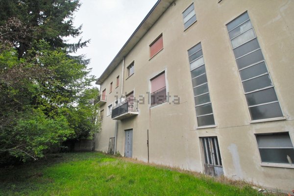 locale commerciale in vendita a San Vittore Olona
