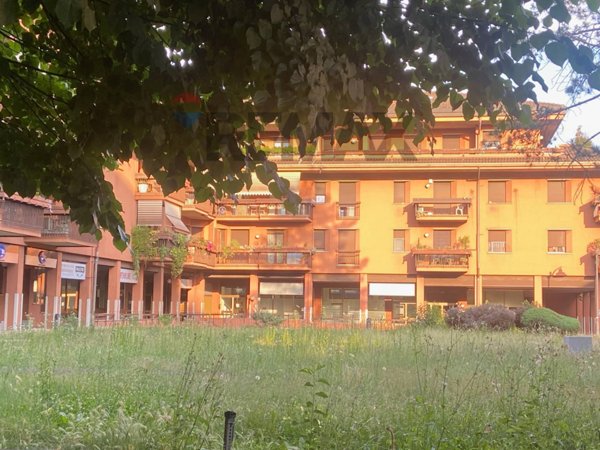 negozio in vendita a San Vittore Olona