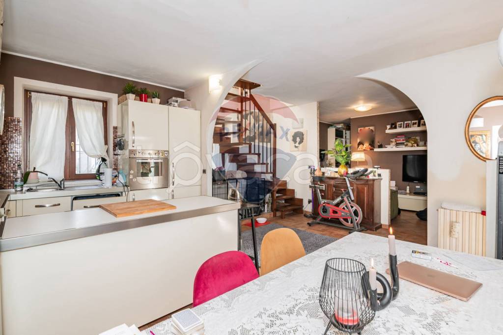 appartamento in vendita a San Zenone al Lambro