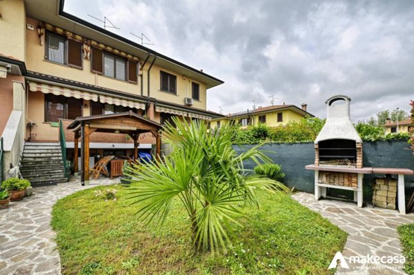 casa indipendente in vendita a San Zenone al Lambro
