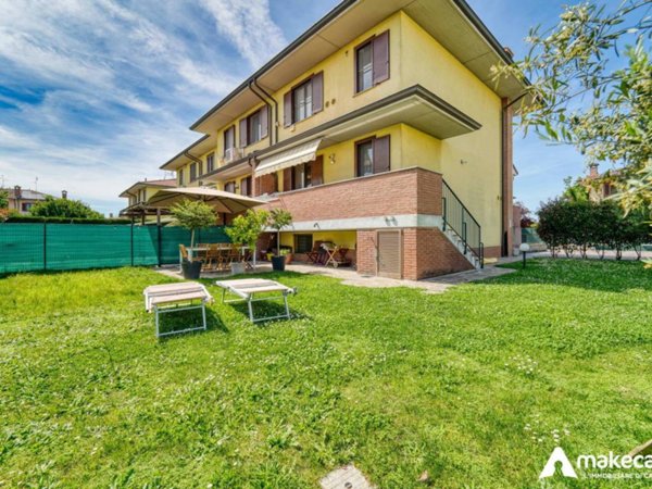 casa indipendente in vendita a San Zenone al Lambro