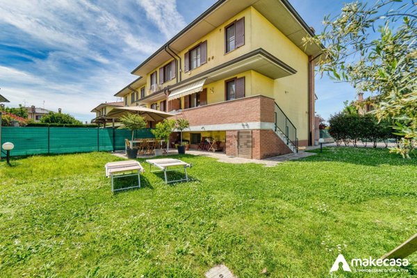 casa indipendente in vendita a San Zenone al Lambro