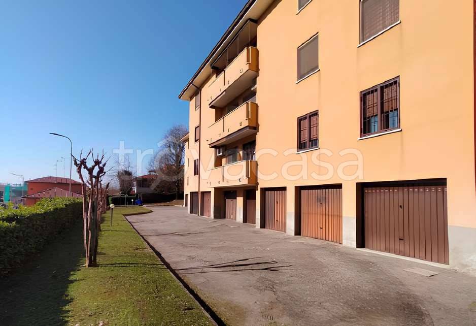 appartamento in vendita a San Zenone al Lambro