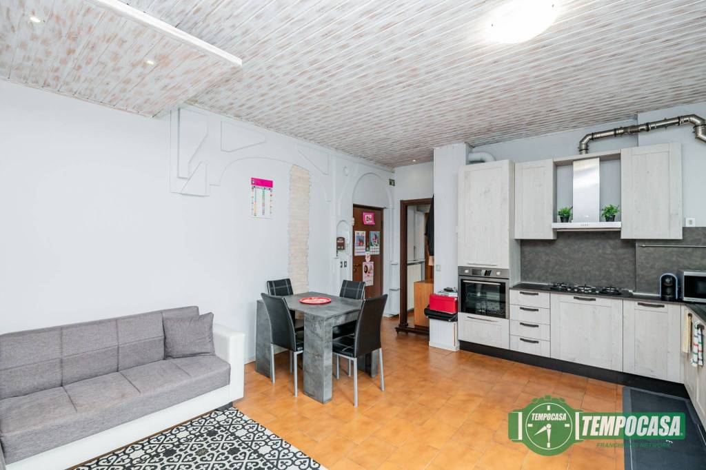 appartamento in vendita a San Zenone al Lambro