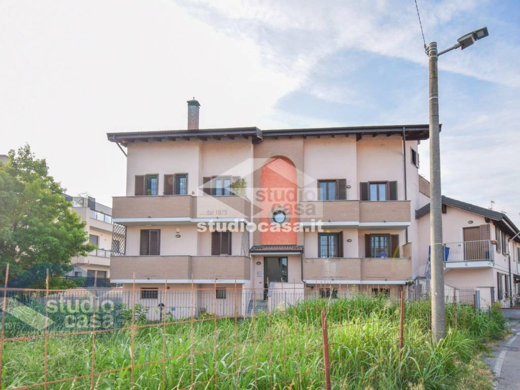 appartamento in vendita a San Zenone al Lambro