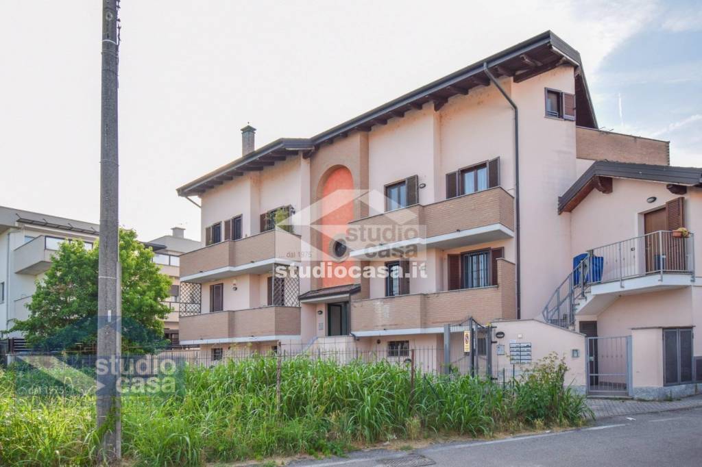 appartamento in vendita a San Zenone al Lambro