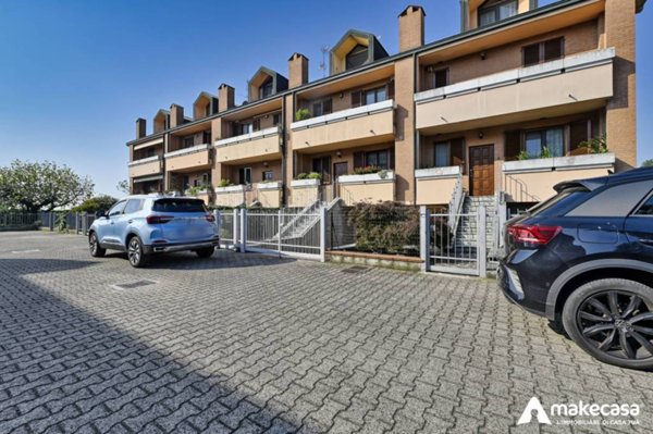 casa indipendente in vendita a San Zenone al Lambro