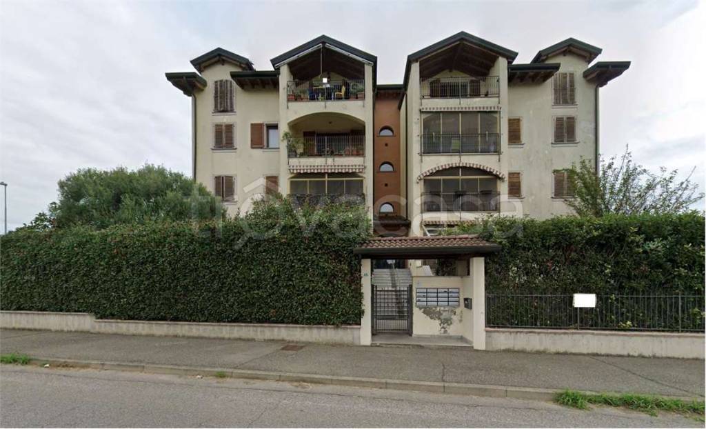 appartamento in vendita a San Zenone al Lambro in zona Santa Maria in Prato