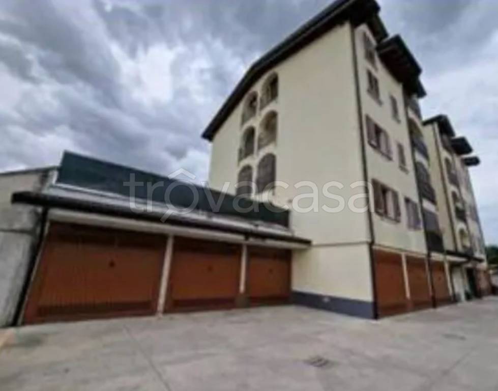 appartamento in vendita a San Zenone al Lambro in zona Santa Maria in Prato