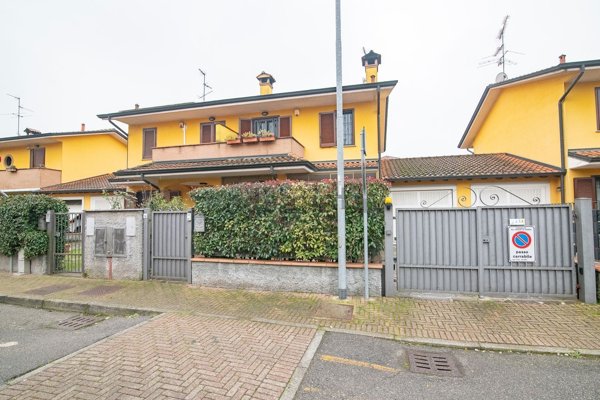 casa indipendente in vendita a San Zenone al Lambro