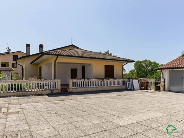 casa indipendente in vendita a San Zenone al Lambro