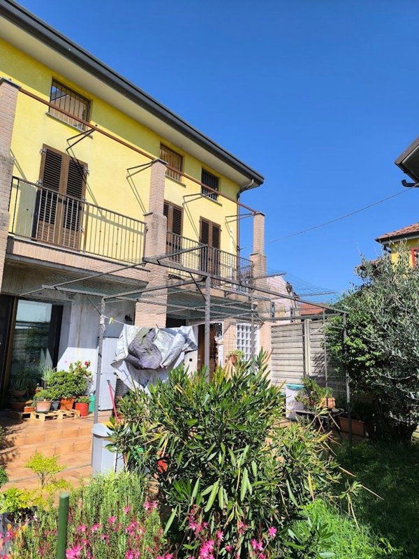 casa indipendente in vendita a San Zenone al Lambro