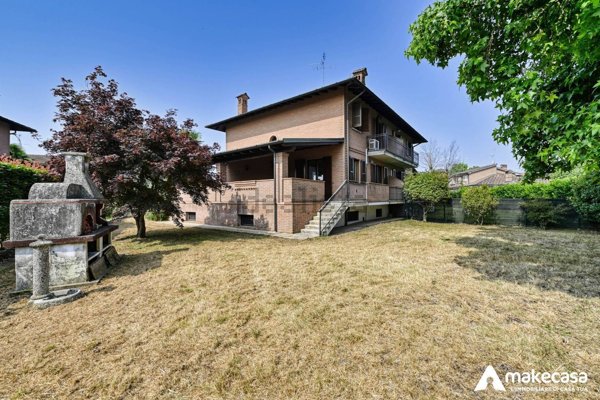 casa indipendente in vendita a San Zenone al Lambro