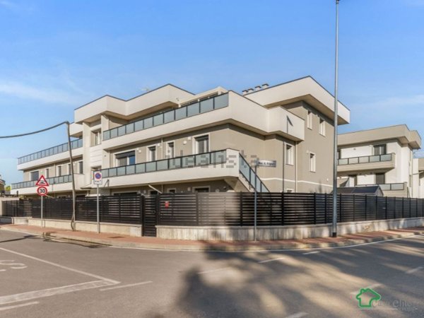 appartamento in vendita a San Zenone al Lambro