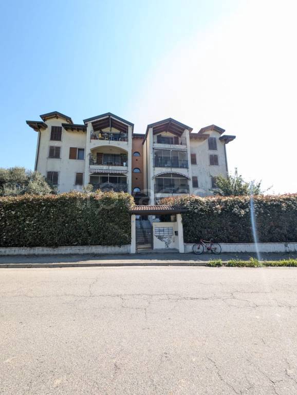 appartamento in vendita a San Zenone al Lambro in zona Santa Maria in Prato