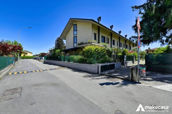 casa indipendente in vendita a San Zenone al Lambro