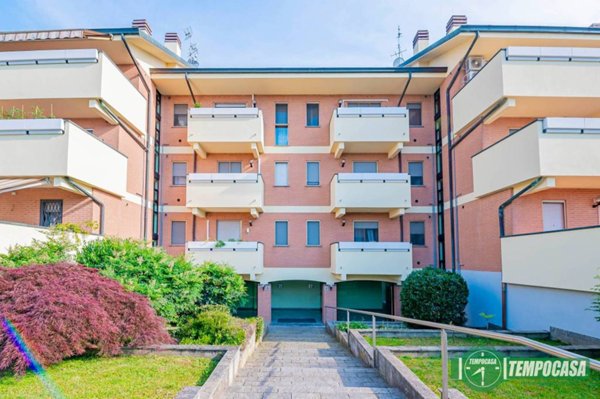 appartamento in vendita a San Zenone al Lambro in zona Santa Maria in Prato