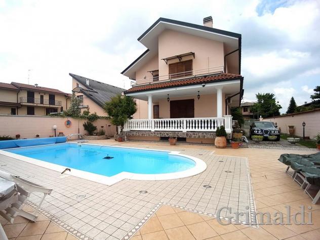 casa indipendente in vendita a Sedriano