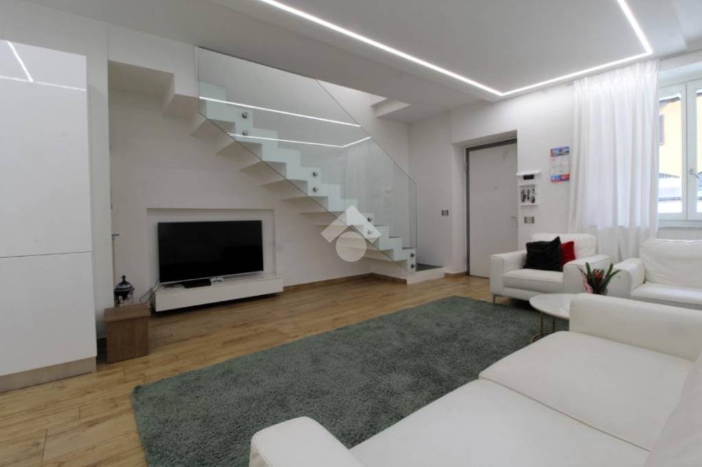 casa indipendente in vendita a Sedriano