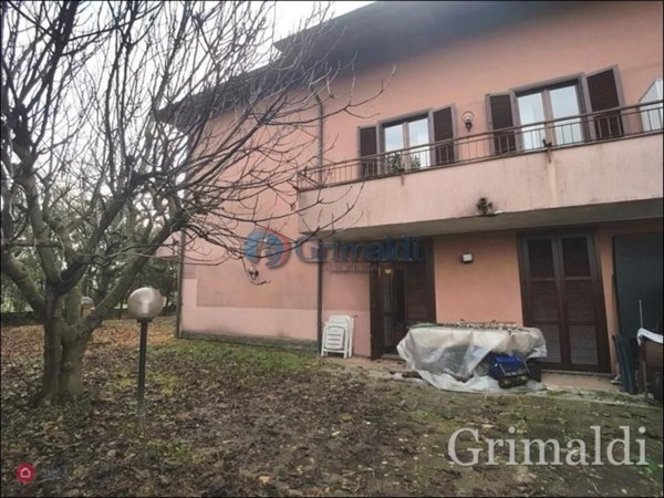 casa indipendente in vendita a Sedriano in zona Roveda