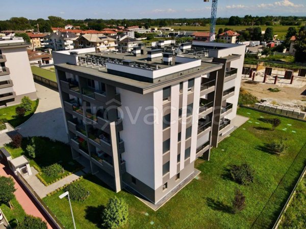 appartamento in vendita a Sedriano in zona Roveda