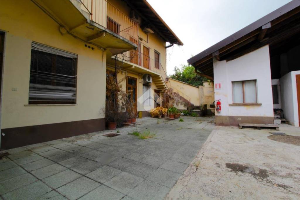 casa indipendente in vendita a Sedriano