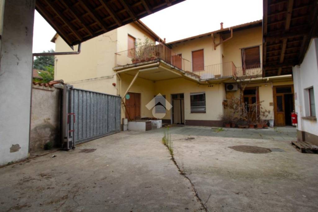 casa indipendente in vendita a Sedriano