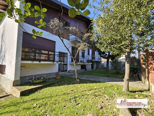 casa indipendente in vendita a Sedriano