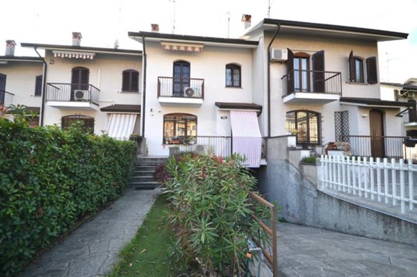 casa indipendente in vendita a Sedriano