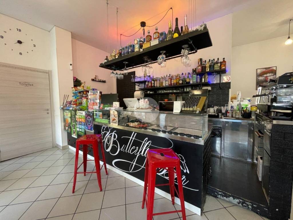 negozio in vendita a Sedriano