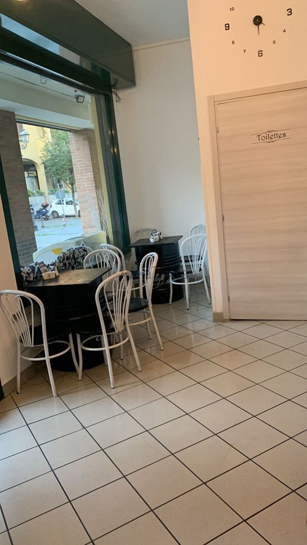 negozio in vendita a Sedriano