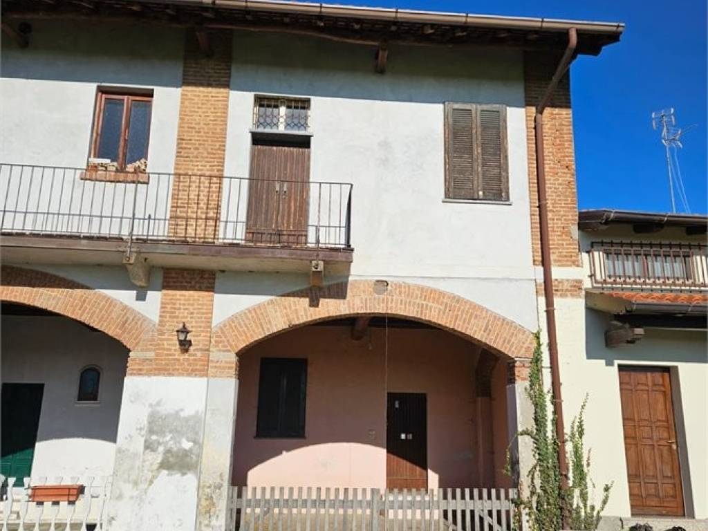 casa indipendente in vendita a Sedriano