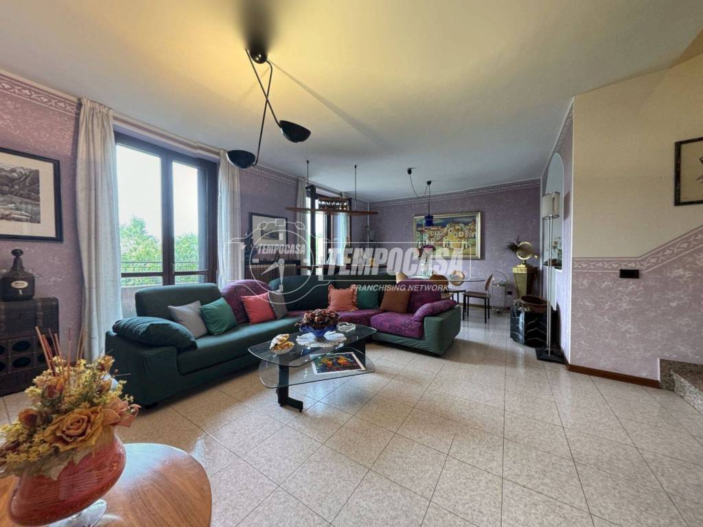 casa indipendente in vendita a Sedriano