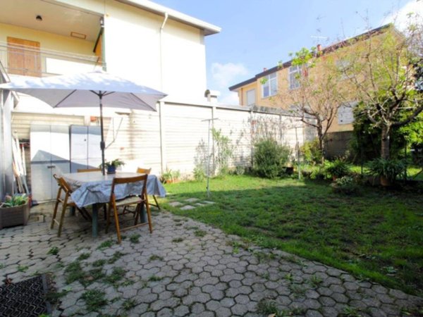 casa indipendente in vendita a Sedriano