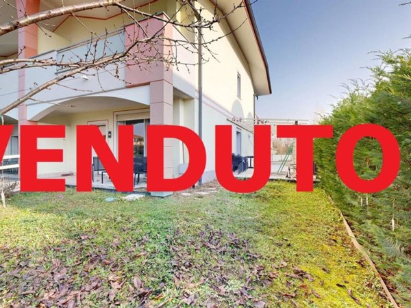 casa indipendente in vendita a Sedriano