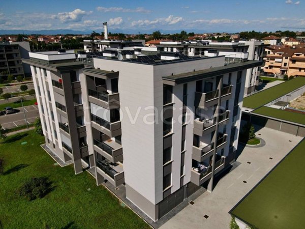 appartamento in vendita a Sedriano in zona Roveda