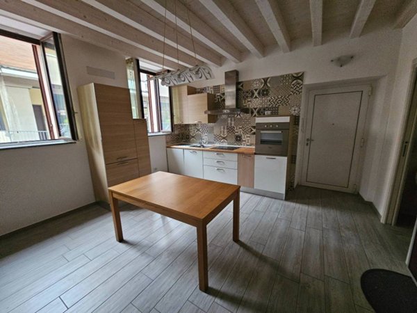 appartamento in vendita a Sedriano in zona Roveda