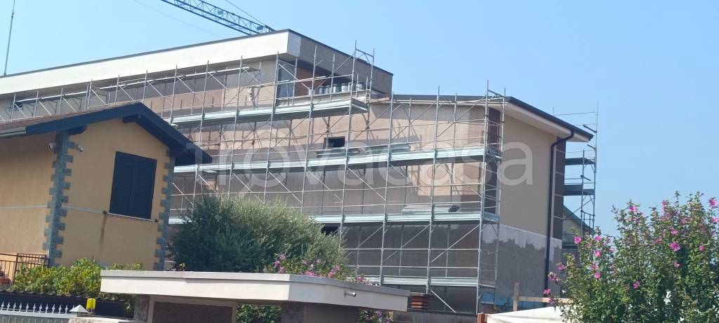 appartamento in vendita a Sedriano in zona Roveda