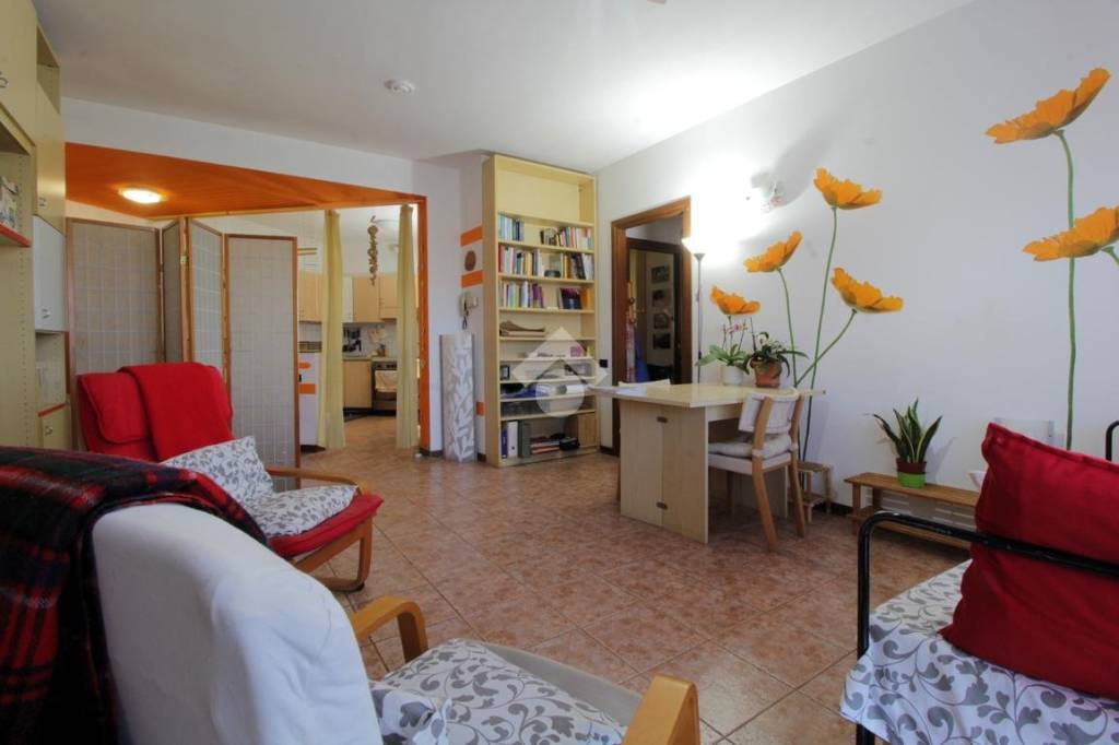 appartamento in vendita a Sedriano in zona Roveda