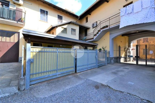 appartamento in vendita a Sedriano in zona Roveda