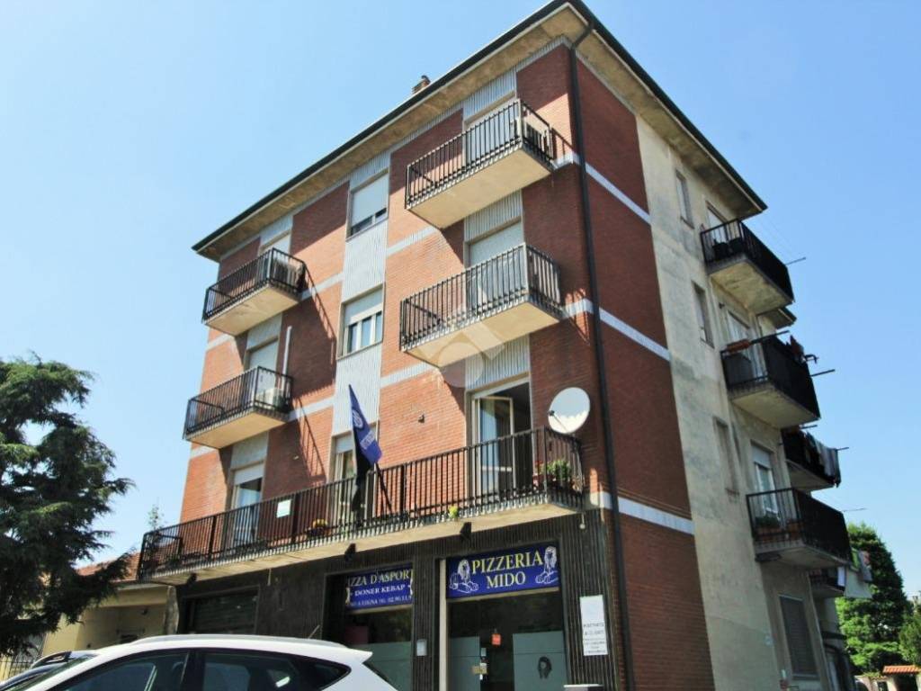 appartamento in vendita a Sedriano in zona Roveda