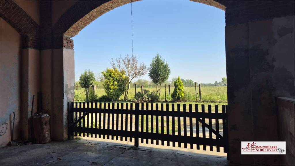 casa indipendente in vendita a Sedriano