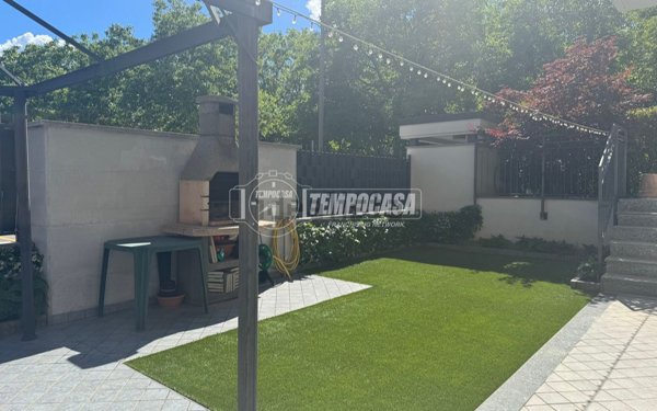appartamento in vendita a Sedriano in zona Roveda