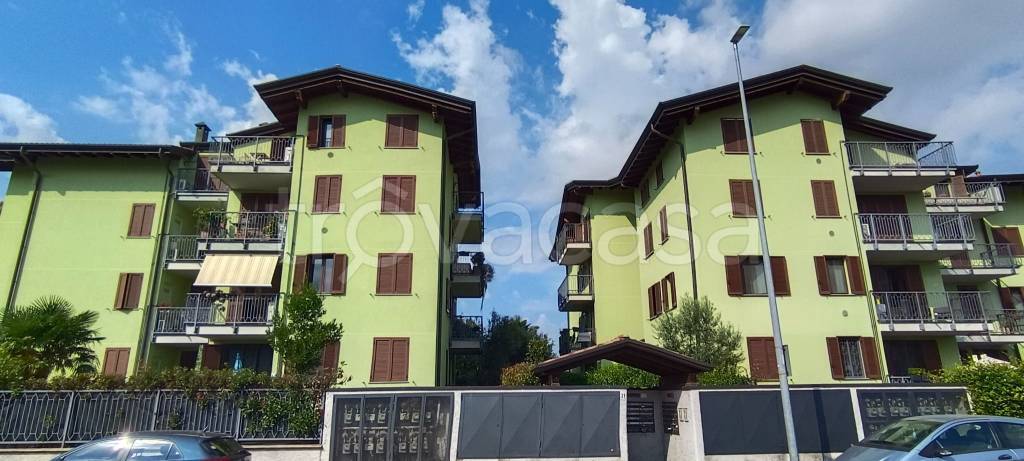 appartamento in vendita a Sedriano in zona Roveda
