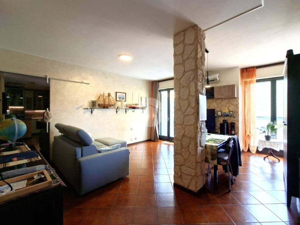 appartamento in vendita a Sedriano in zona Roveda