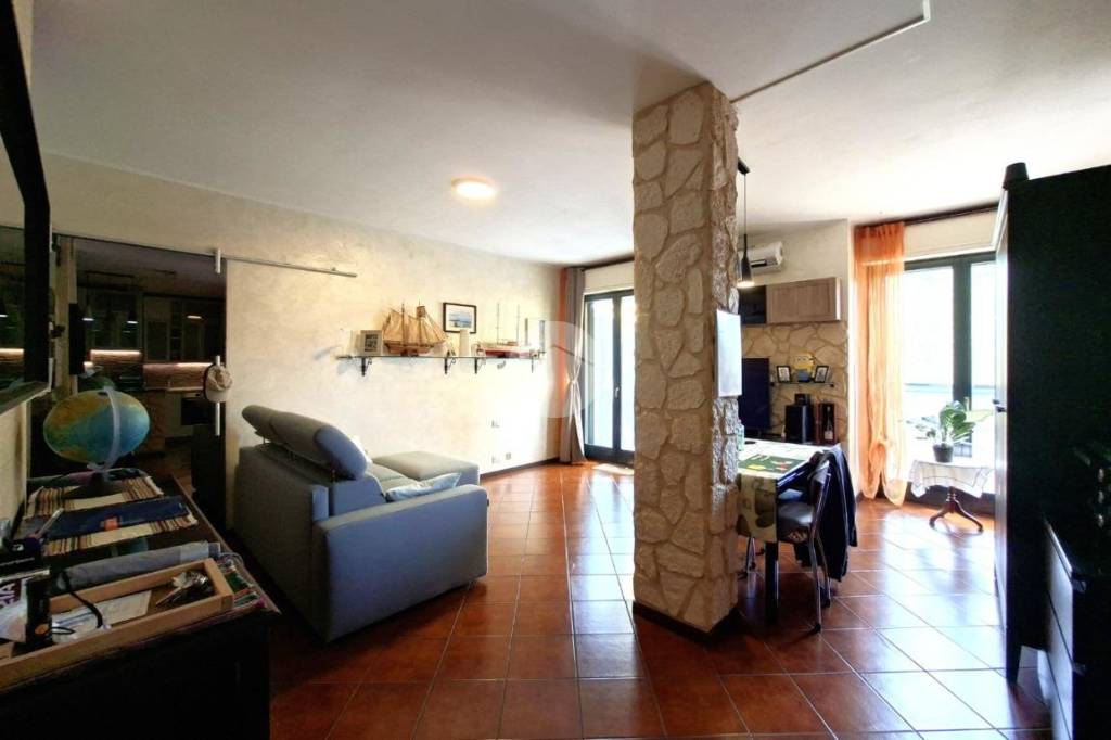 appartamento in vendita a Sedriano in zona Roveda