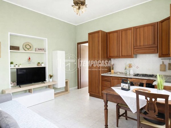 appartamento in vendita a Sedriano in zona Roveda